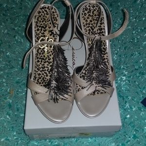 Jessica Simpson Grey Heels